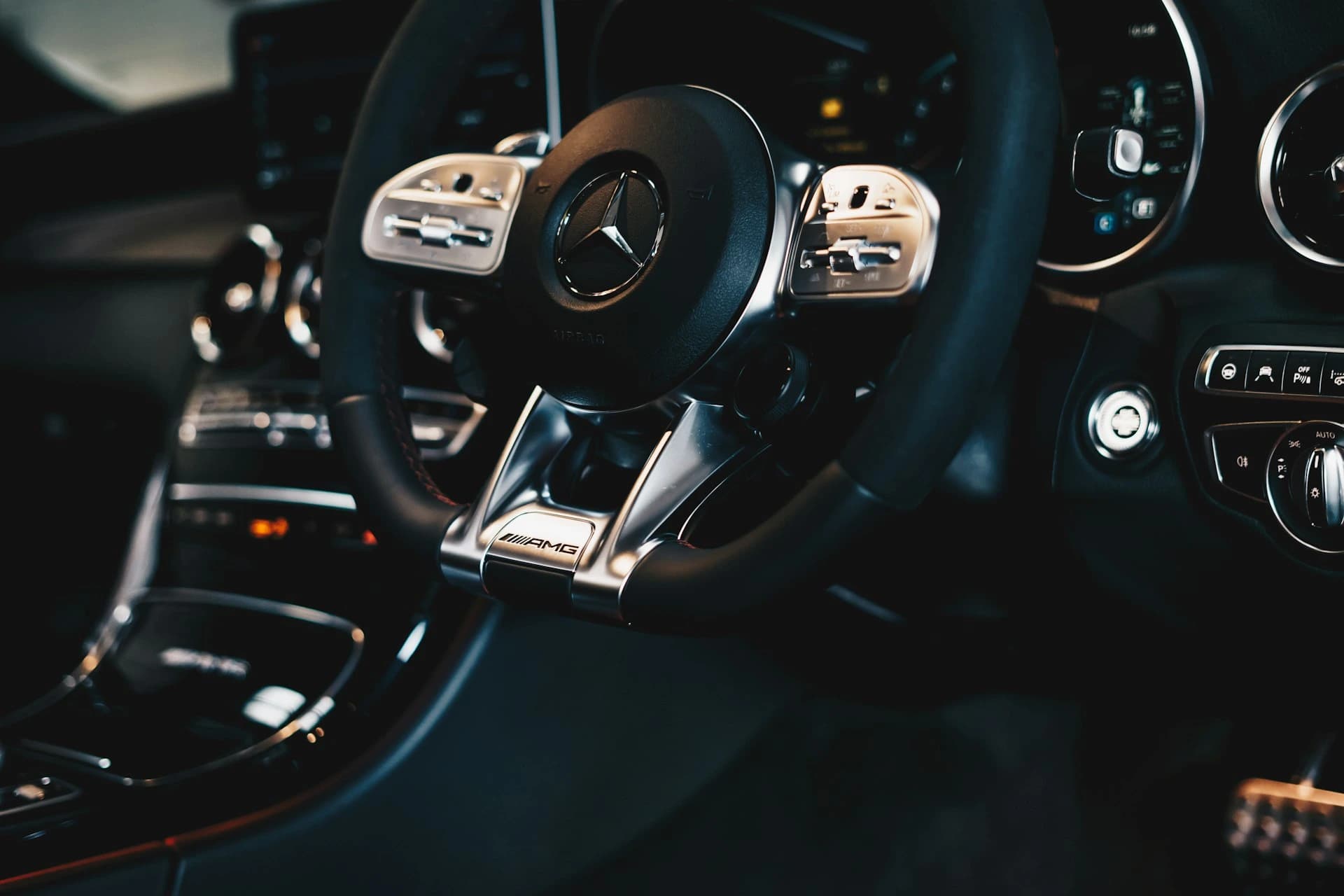 Comment vendre sa Mercedes en Suisse au meilleur prix