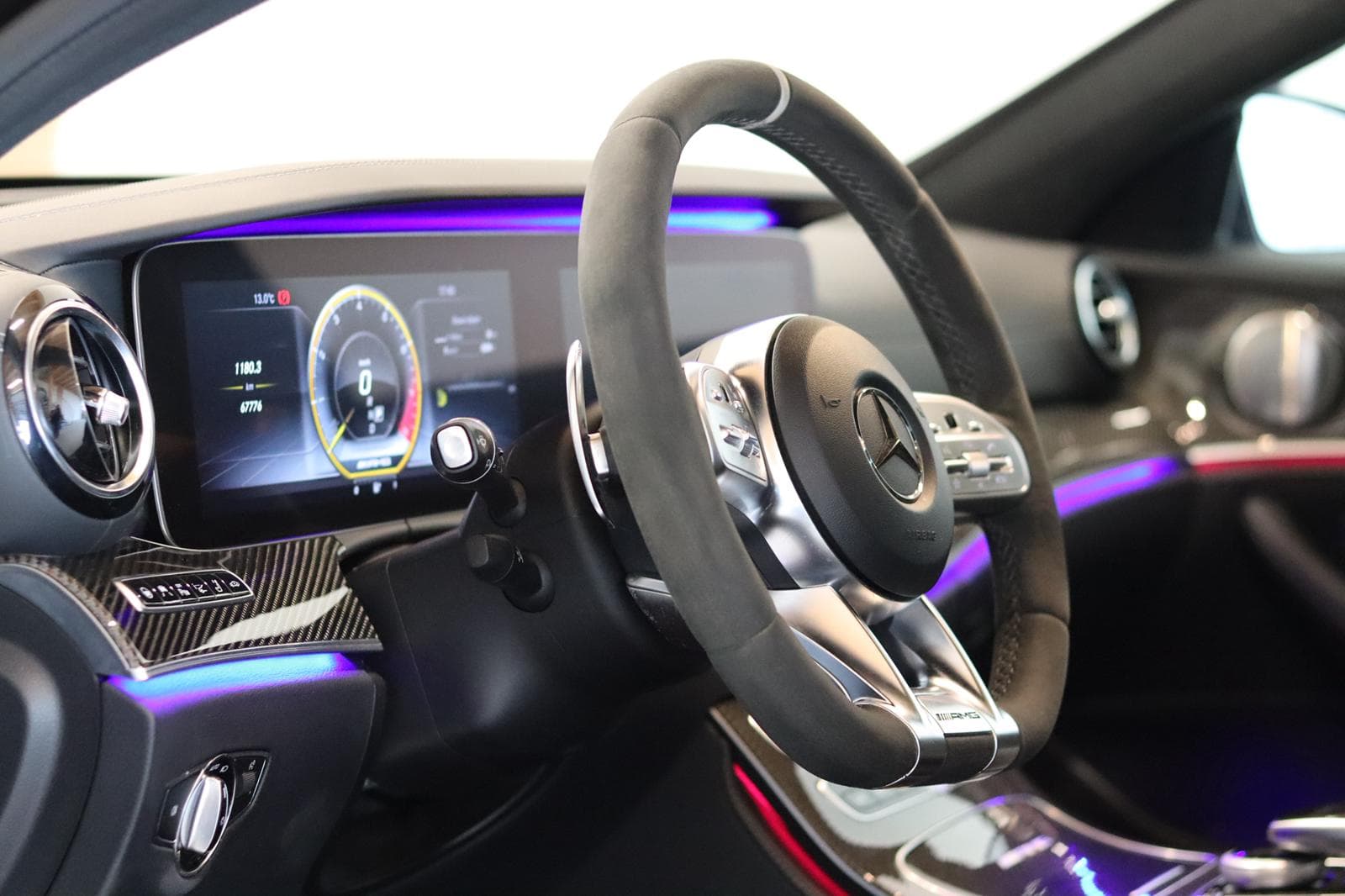 Dépôt-vente voiture en Suisse : comment vendre au meilleur prix sans effort
